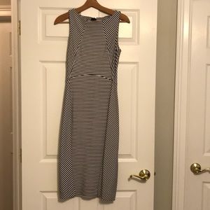 Banana Republic ~Never Worn~ Sleeveless Dress
